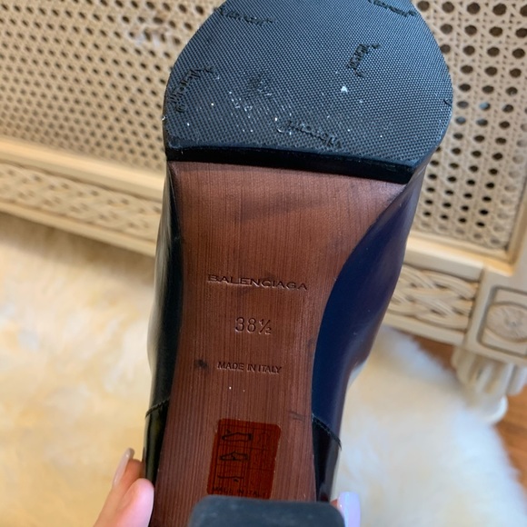 Balenciaga Heeled Boots - Picture 4 of 6